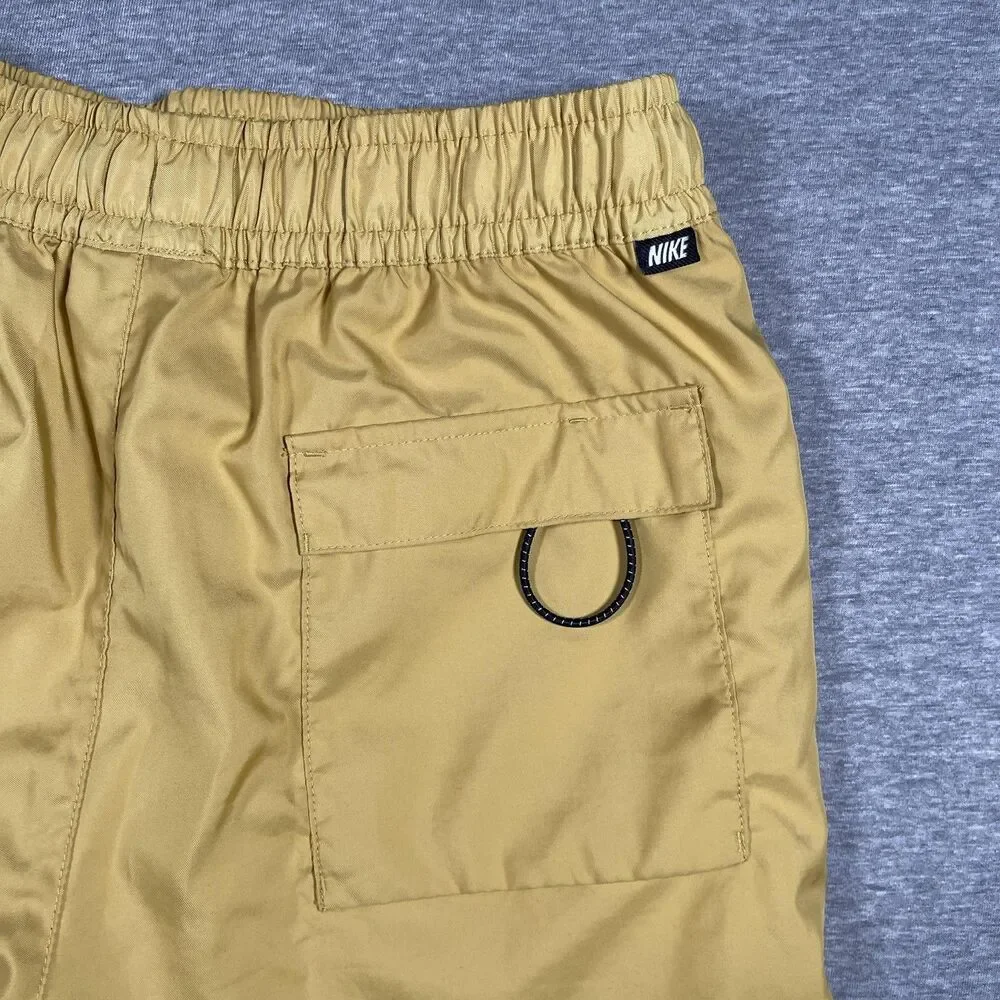 Nike Swim Trunks Mens M Yellow Mesh Lined Drawstring Pockets Quick Dry Athletic